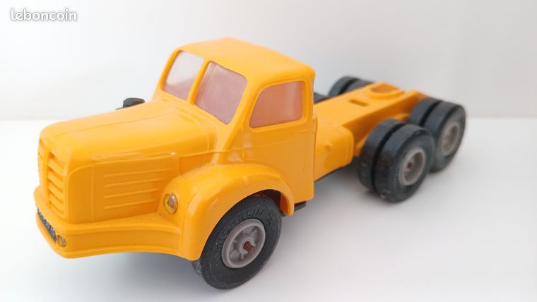 945197_5