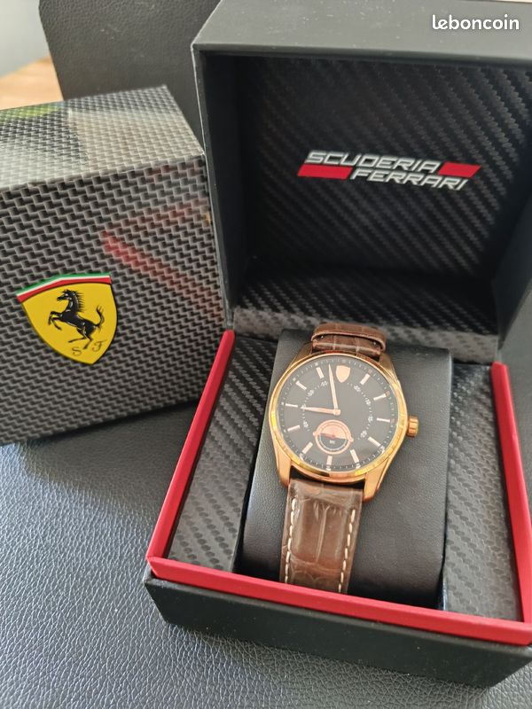 Coffret Ferrari - 2 Montres En Boîte D'origine - Acier Inoxydable Noir - Neuf Sans étiquette