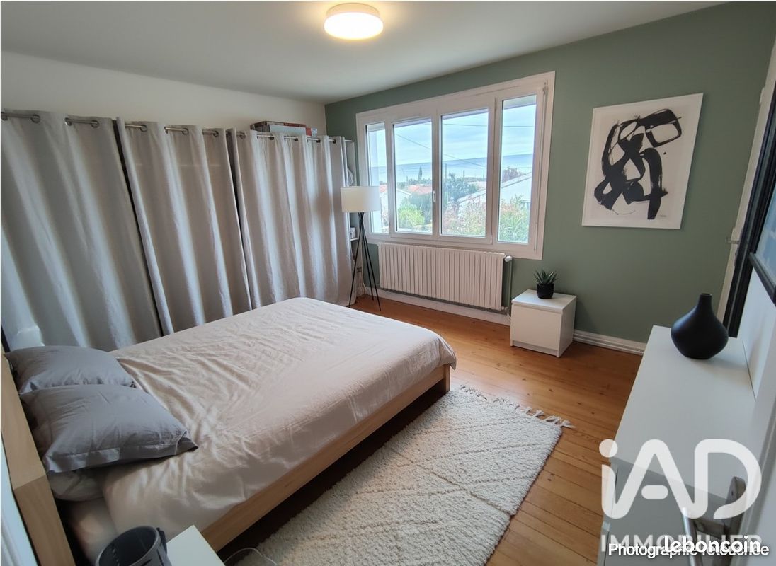 Maison 7 pièces 143 m² · à Rochefort · 143 m² · 362 000 €
