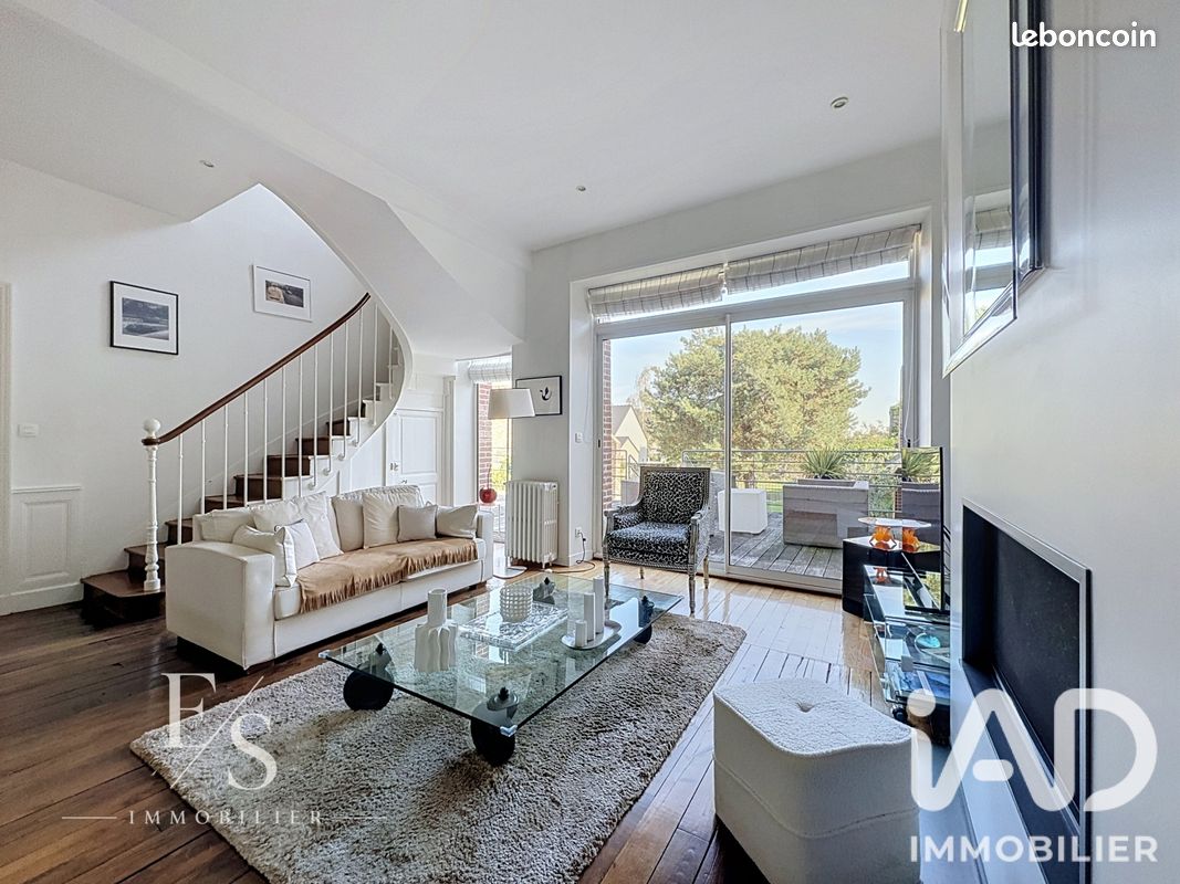 Maison 10 pièces 292 m² · à Janzé · 292 m² · 530 000 €