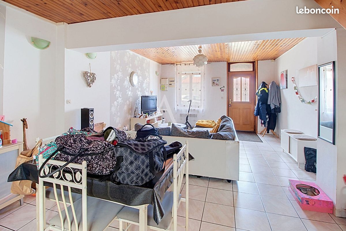 Maison 5 pièces 72 m² · à Faumont · 72 m² · 709 €/mois