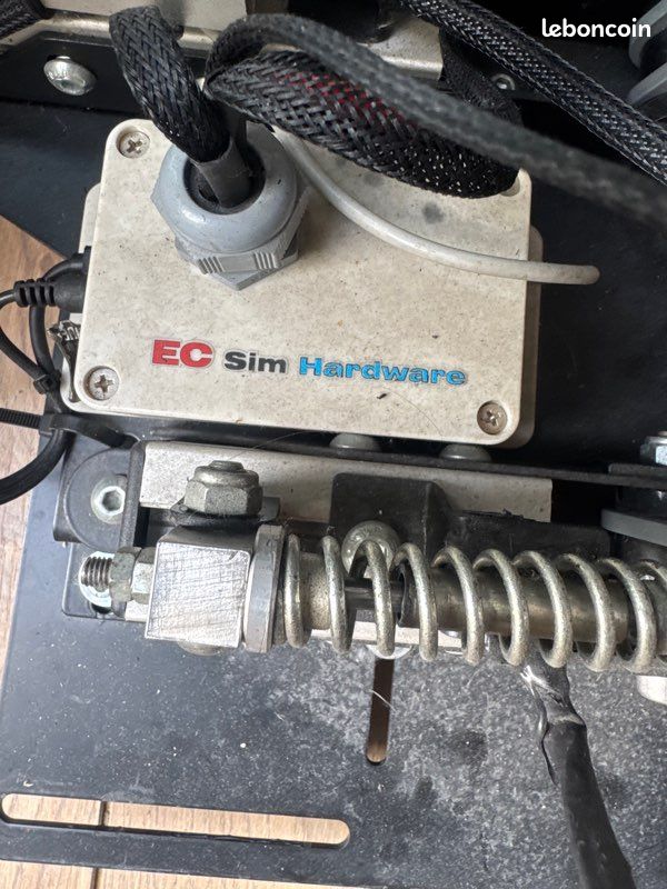 Padalier ec SIM hardware (image 2)