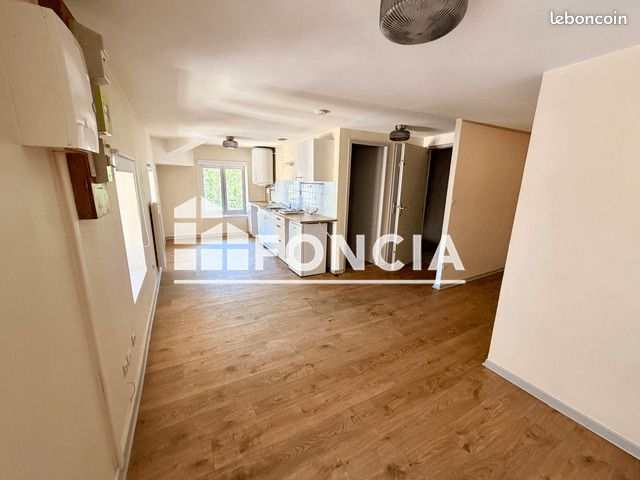 Appartement 2 pièces 33 m² · à Bourgoin-Jallieu · 33 m² · 550 €