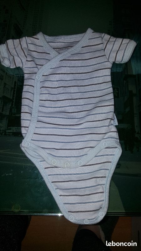 Vêtements bébé naissance et 1 mois (image 10)
