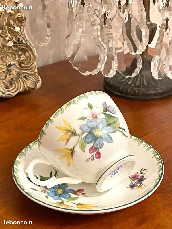 Made in England. Bone China.Tasse à café ou thé (image 2)
