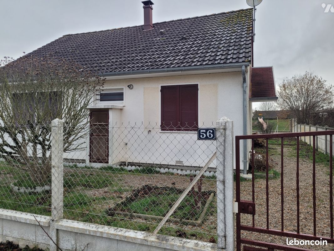 Maison 3 pièces 75 m² · à Saint-Rémy-sur-Avre · 75 m² · 810 €
