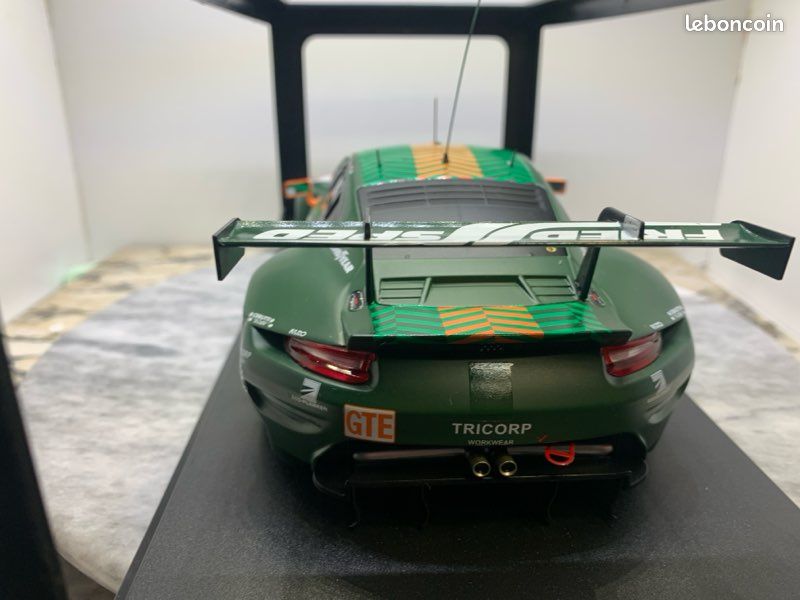 Porsche 911 GT3 RSR #93 ELMS 2021 IXO 1/18 - Collection