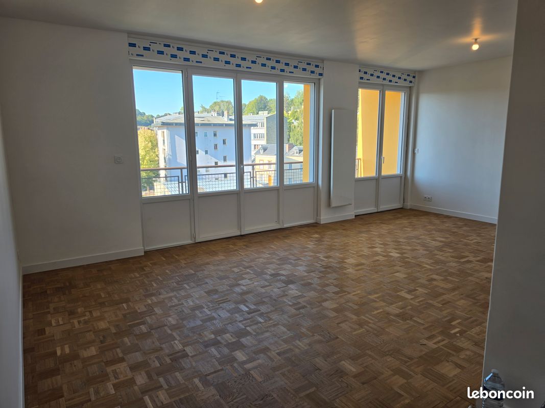 Parking 3 pièces 67 m² · à Lisieux · 67 m² · 840 €