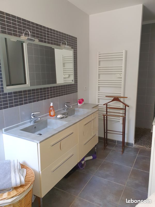 Maison avec piscine calme près de la mer à pieds (image 5)