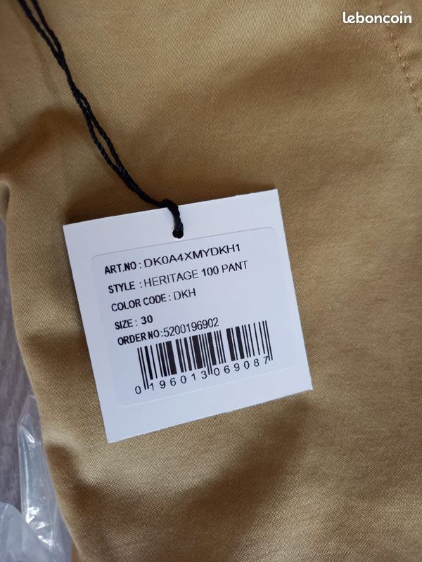 Pantalon dickies neuf avec étiquette taille 30 (image 2)