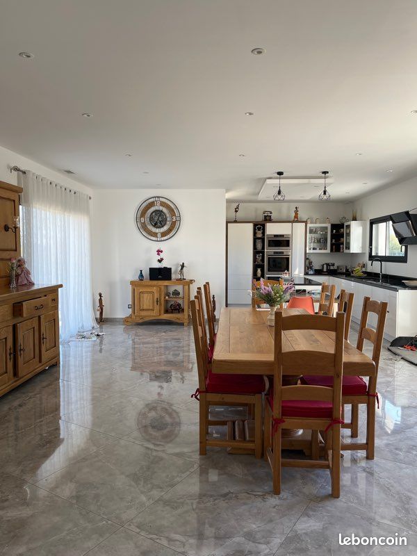 Maison 6 pièces 208 m² · à Bergerac · 208 m² · 560 000 €