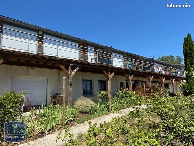 Appartement 5 pièces 106 m² · à Mont-Saint-Père · 106 m² · 930 €