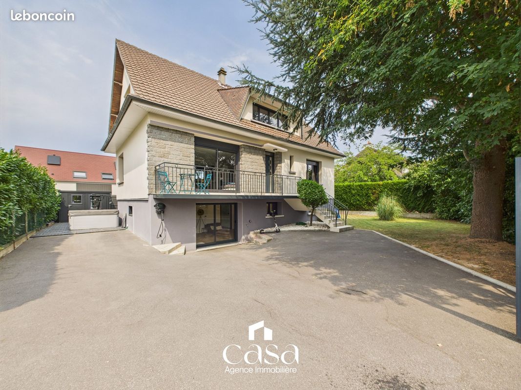 Maison 9 pièces 210 m² (image 14)