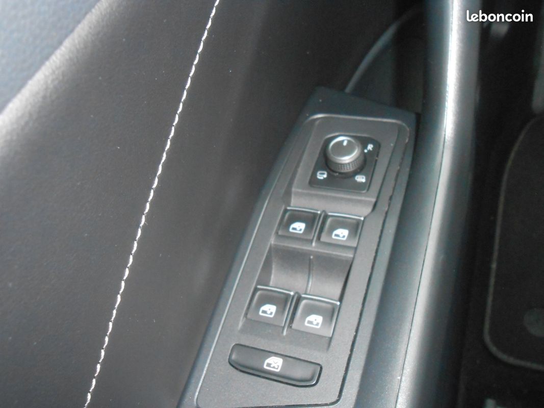 VOLKSWAGEN T-ROC 2.0 TDI 150 Start/Stop DSG7 Style (image 27)