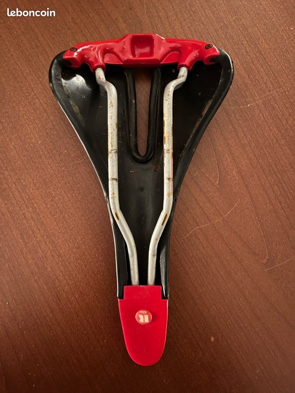 Selle Vélo Selle Italia Mythos – Cuir, Noire, Universelle, Occasion