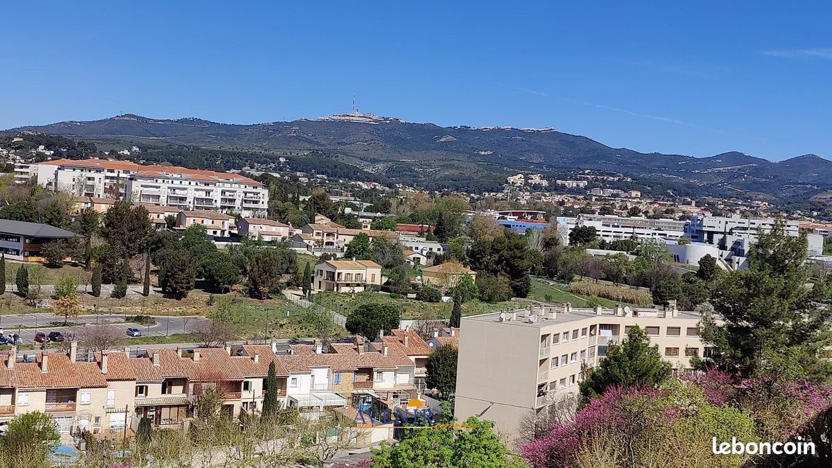 Appartement 3 pièces 68 m² · à Marseille · 68 m² · 952 €