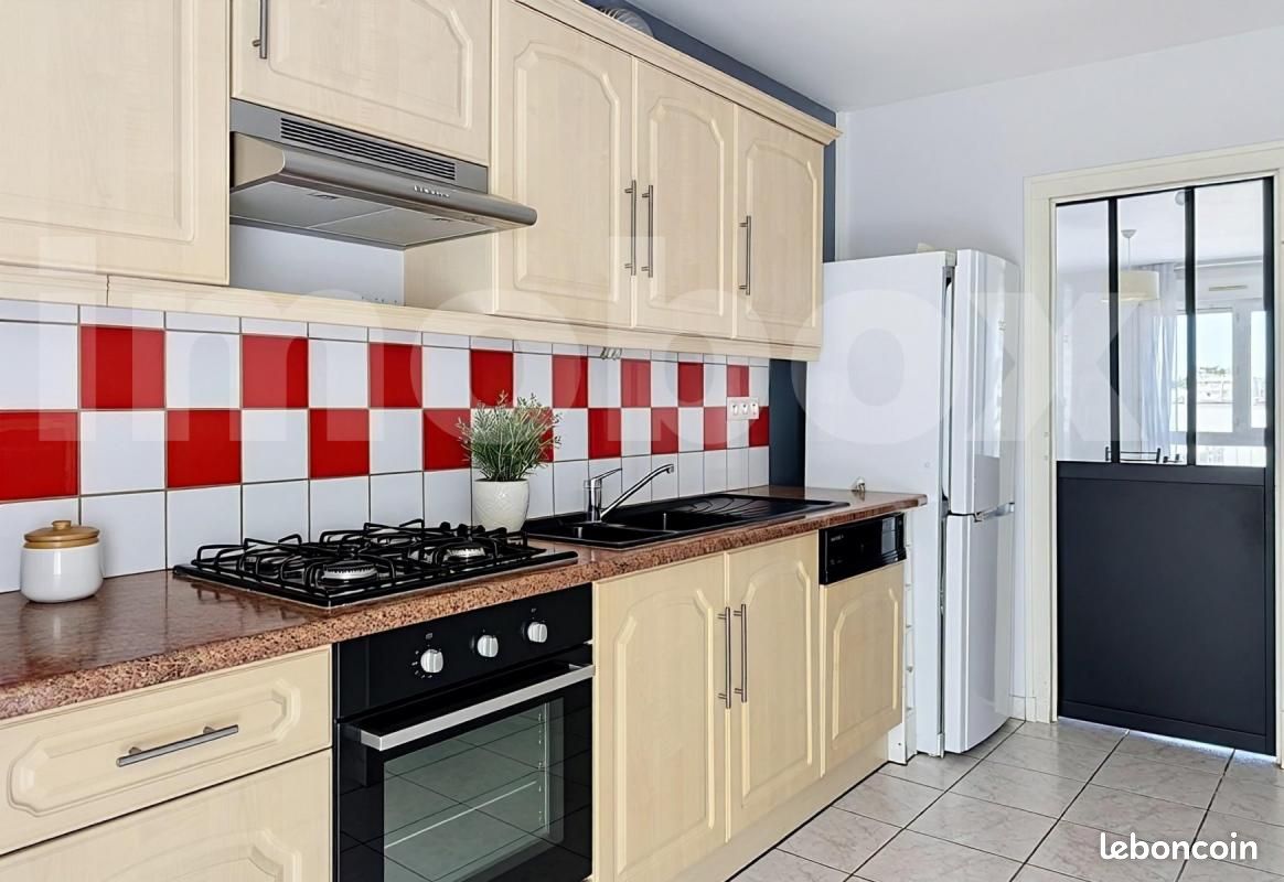 Appartement 5 pièces 98 m² · à Ancenis-Saint-Géréon · 98 m² · 120 000 €