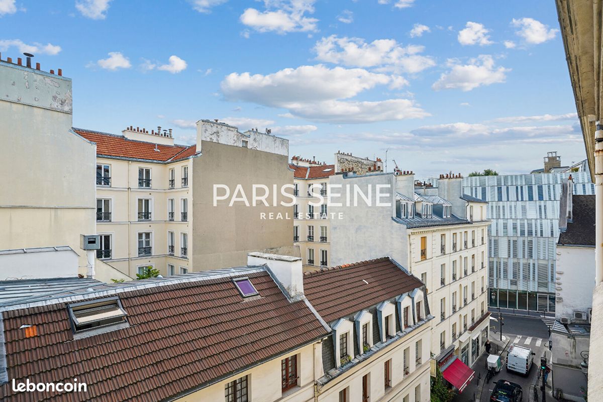 Appartement 1 pièce 24 m² · à Paris · 24 m² · 349 000 €