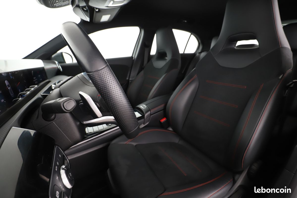 Mercedes-Benz Classe A 180 AMG Line 7G-DCT 136 ch (image 5)