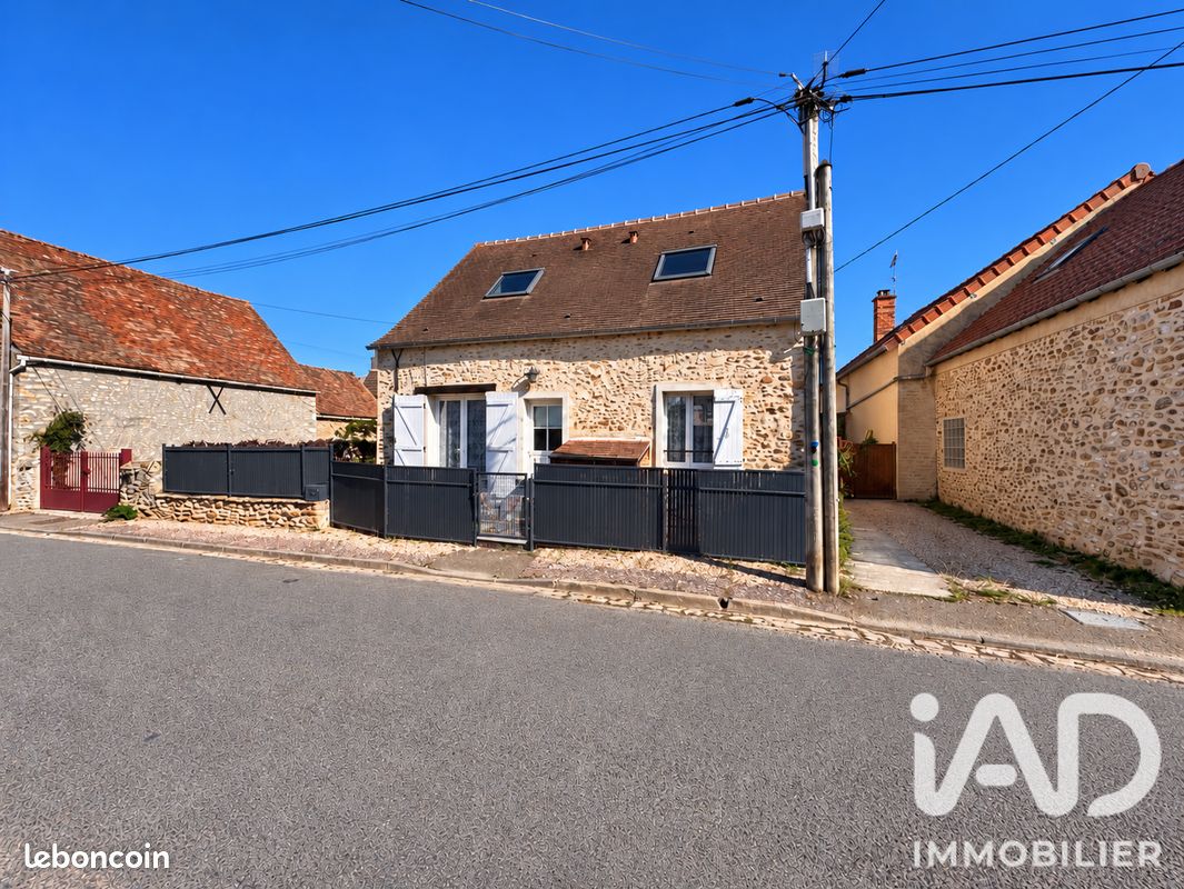 Maison 3 pièces 65 m² · à Richarville · 65 m² · 229 000 €