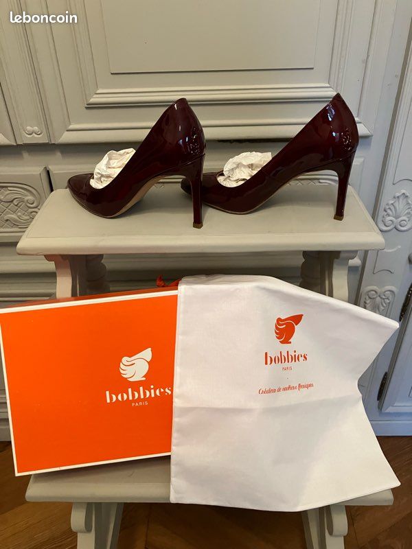 Escarpins cuir verni bordeaux Bobbies Chaussures