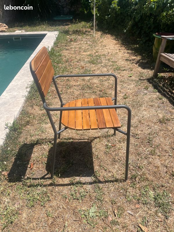 Chaise à accoudoirs en Acacia (image 2)