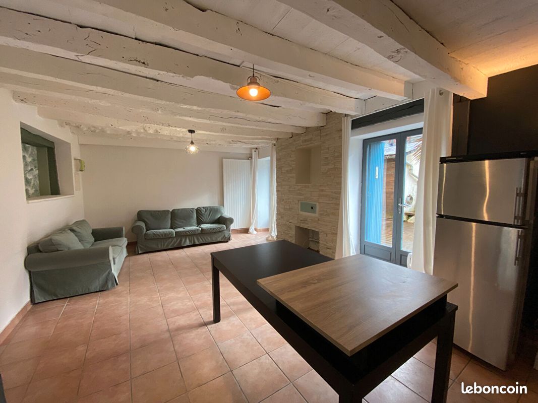 Maison 3 pièces 83 m² · à Saint-Méen-le-Grand · 83 m² · 750 €/mois