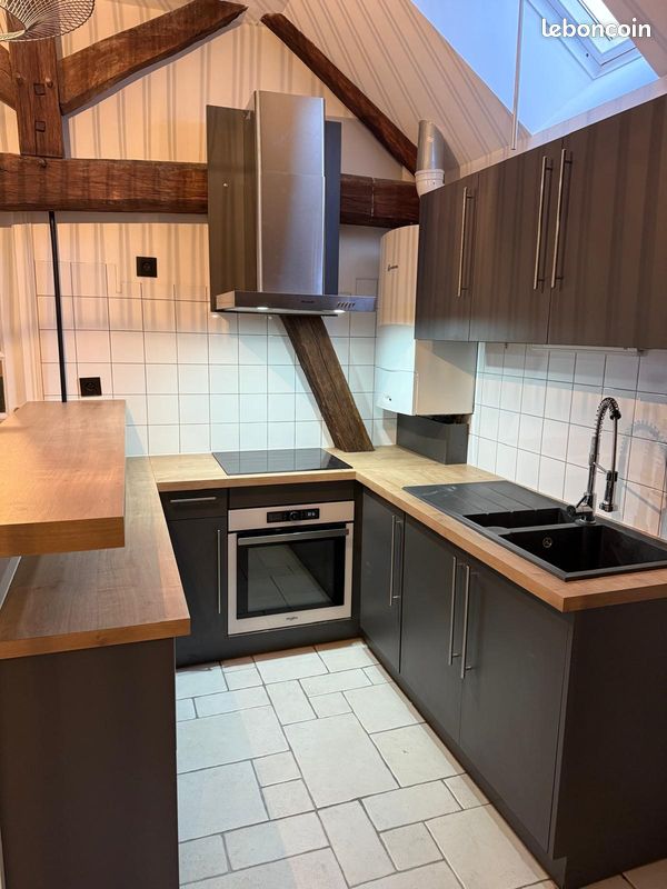 Appartement 3 pièces 70 m² · à Auxerre · 70 m² · 680 €