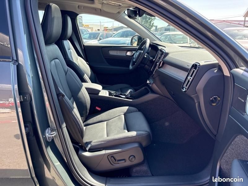Volvo XC40 B3 163ch Plus DCT 7 (image 22)