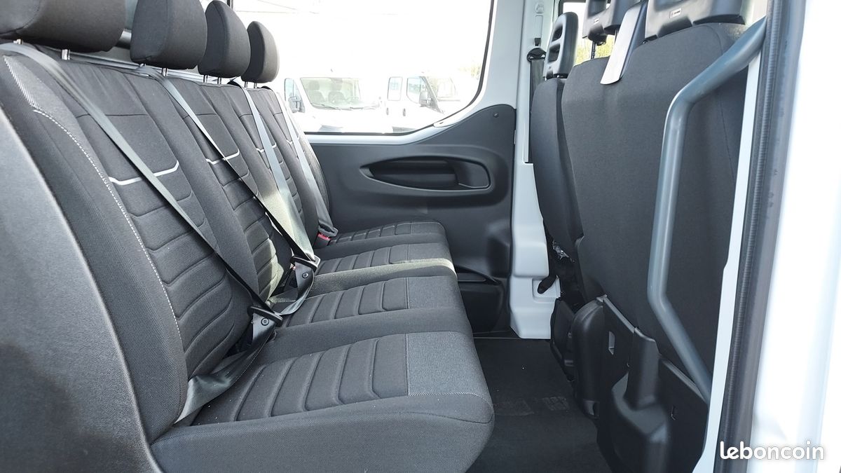 Iveco DAILY 35S FG 7 PLACES 35S14 2.3 V12 (image 15)