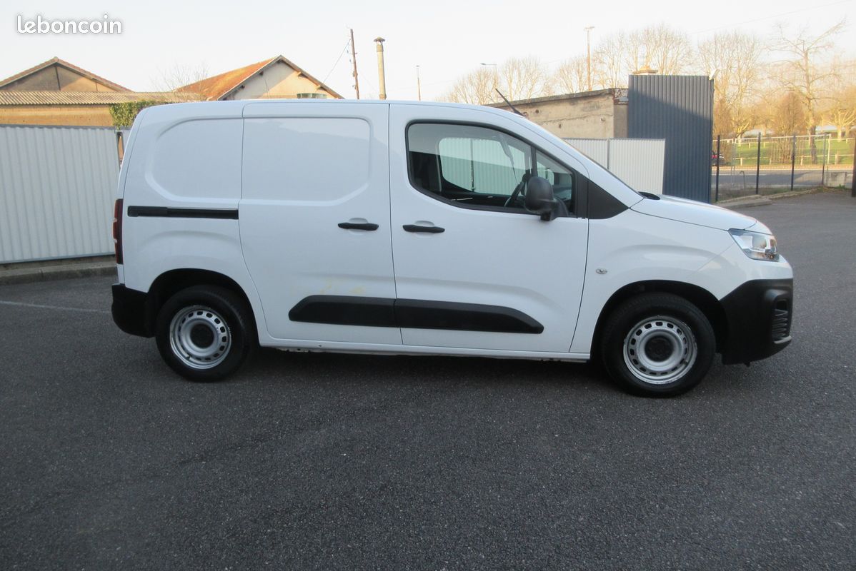 Citroen berlingo 650kg m club bluehdi 100ch (image 4)