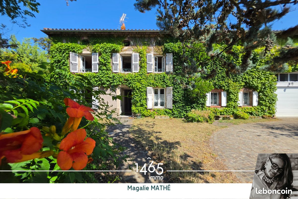 Maison 10 pièces 280 m² · à Peschadoires · 280 m² · 390 000 €