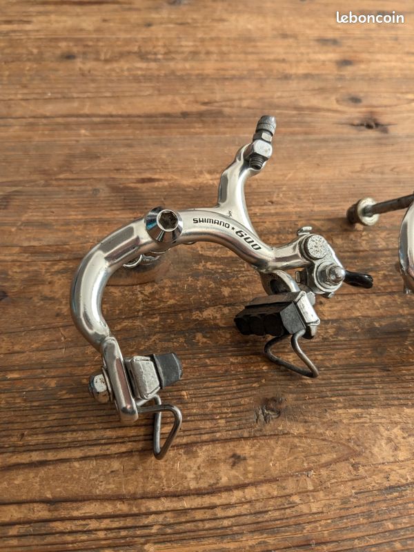 Étriers de frein de route Shimano 600 BR-6207 avant