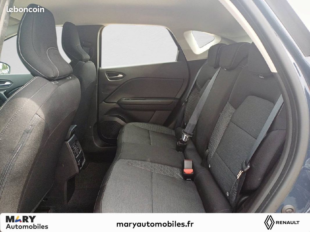 RENAULT Captur E-Tech 145 - 21 Zen (image 10)