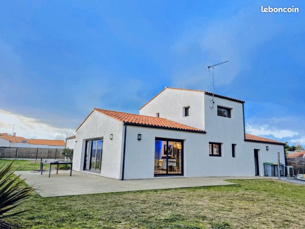 Maison 5 pièces 146 m² · à Saint-Jean-de-Monts · 146 m² · 547 500 €