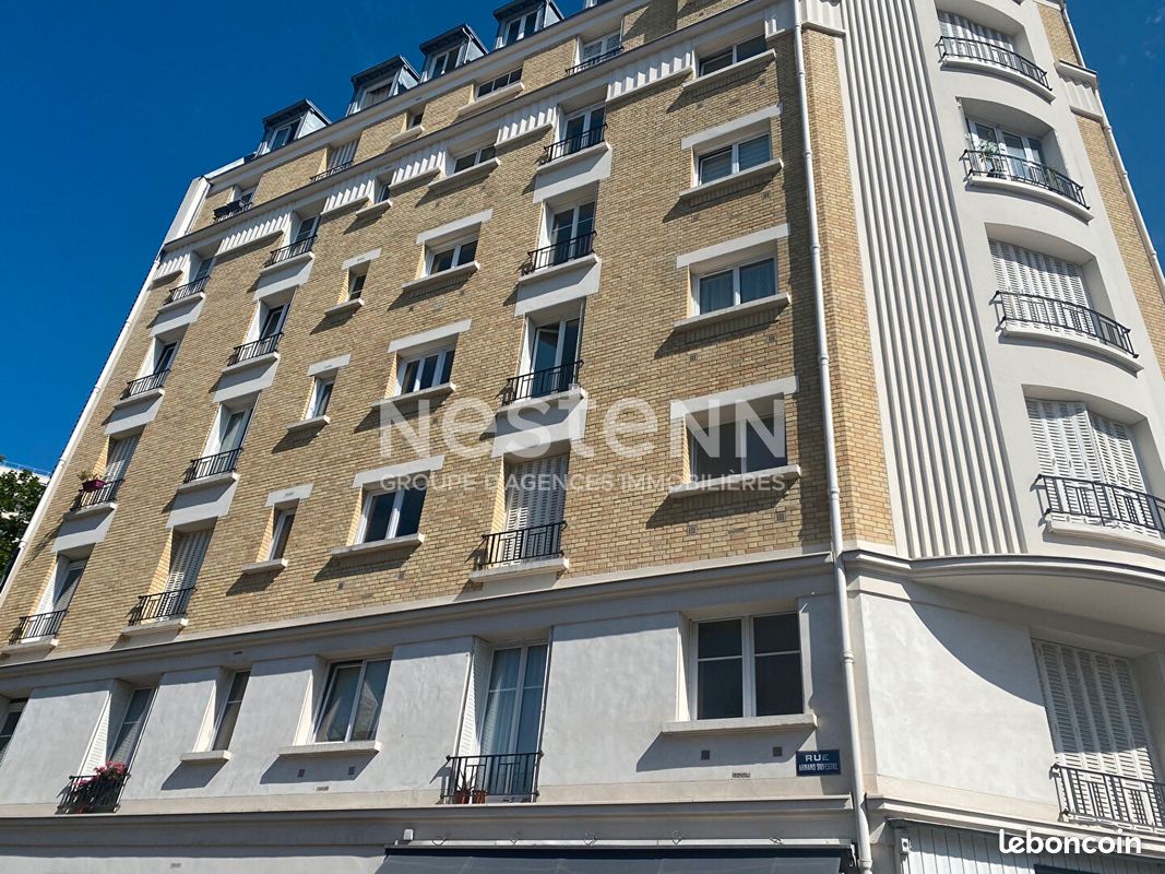 Appartement 1 pièce 29 m² · à Courbevoie · 29 m² · 200 000 €