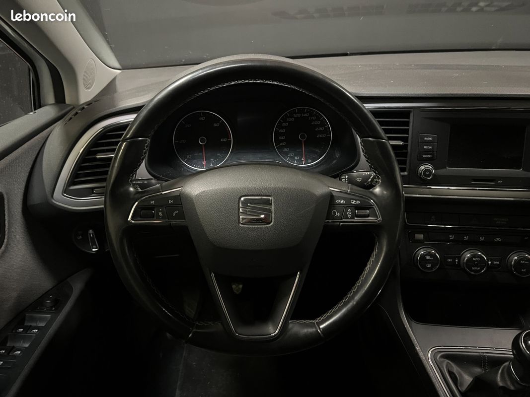 SEAT LEON ST STYLE 1.6 TDI 115 Start/Stop (image 18)