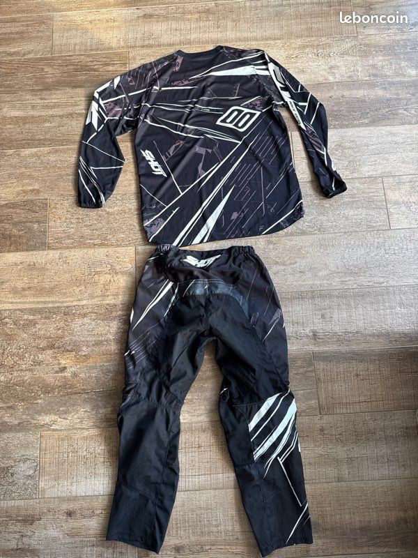 Ensemble quad / moto cross Shot (image 2)