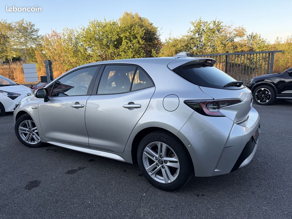 Toyota Corolla 122CH DYNAMIC BUSINESS (image 2)