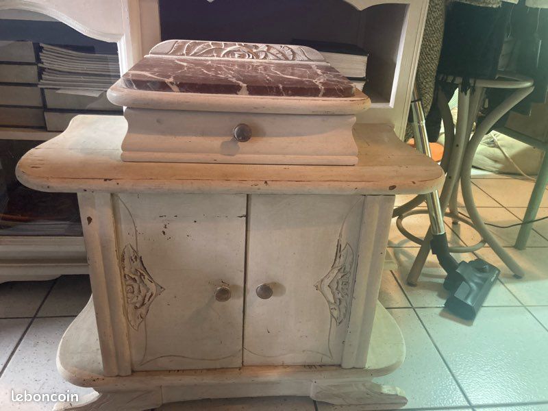 Table de chevet art déco (image 1)