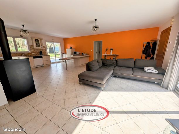 https://img.leboncoin.fr/api/v1/lbcpb1/images/39/2b/c1/392bc12bc75e55e984504ed5ebb945c5127643f4.jpg?rule=ad-image