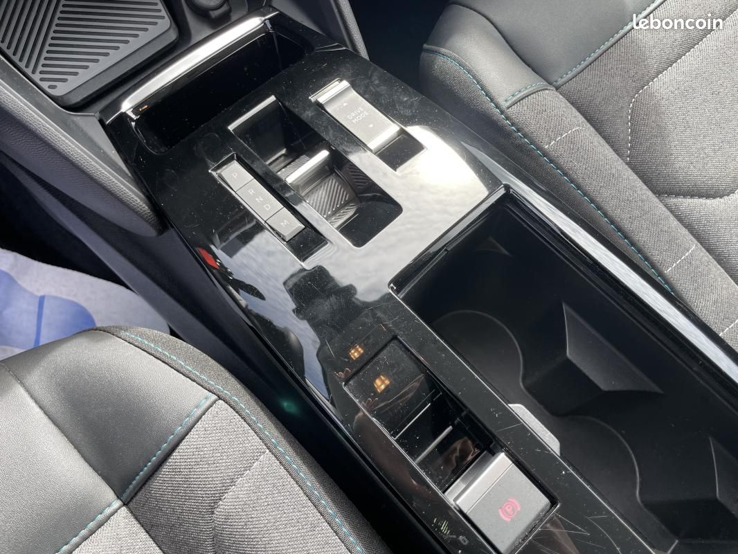 Citroën C4 X BLUEHDI 130 EAT8 PLUS (image 15)