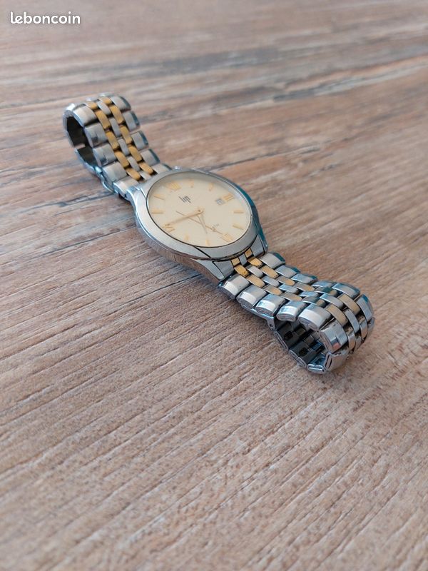 Montre LIP Aluminium étanche 5 ATM - Cadran Marron, Mouvement Quartz