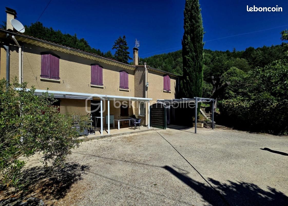 Maison 8 pièces 191 m² · à Die · 191 m² · 550 000 €