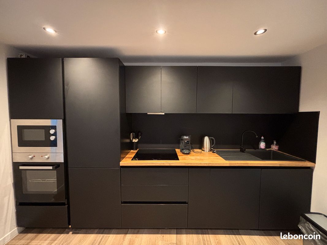 Appartement 2 pièces 56 m² · à Évian-les-Bains · 56 m² · 1 290 €