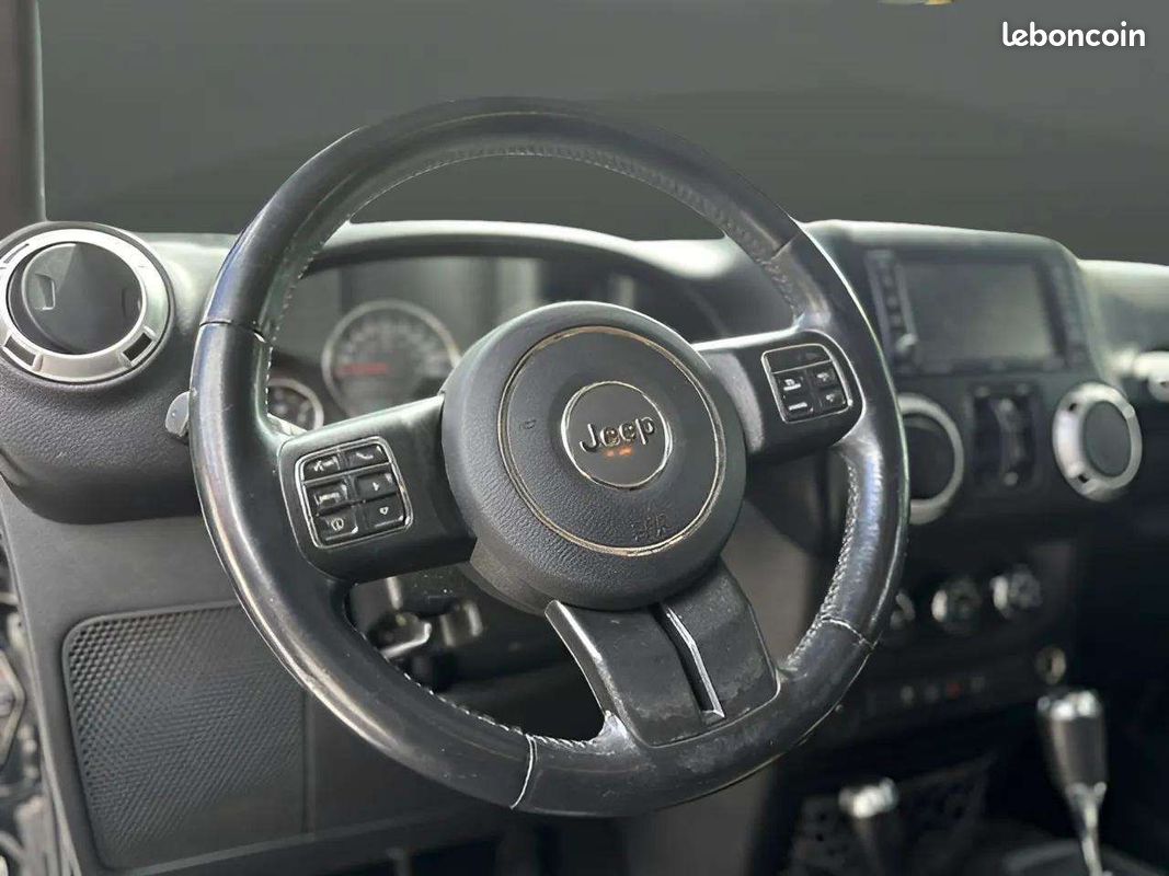 Jeep WRANGLER 2.8 CRD 200CH FAP WRANGLER X BVA (image 17)