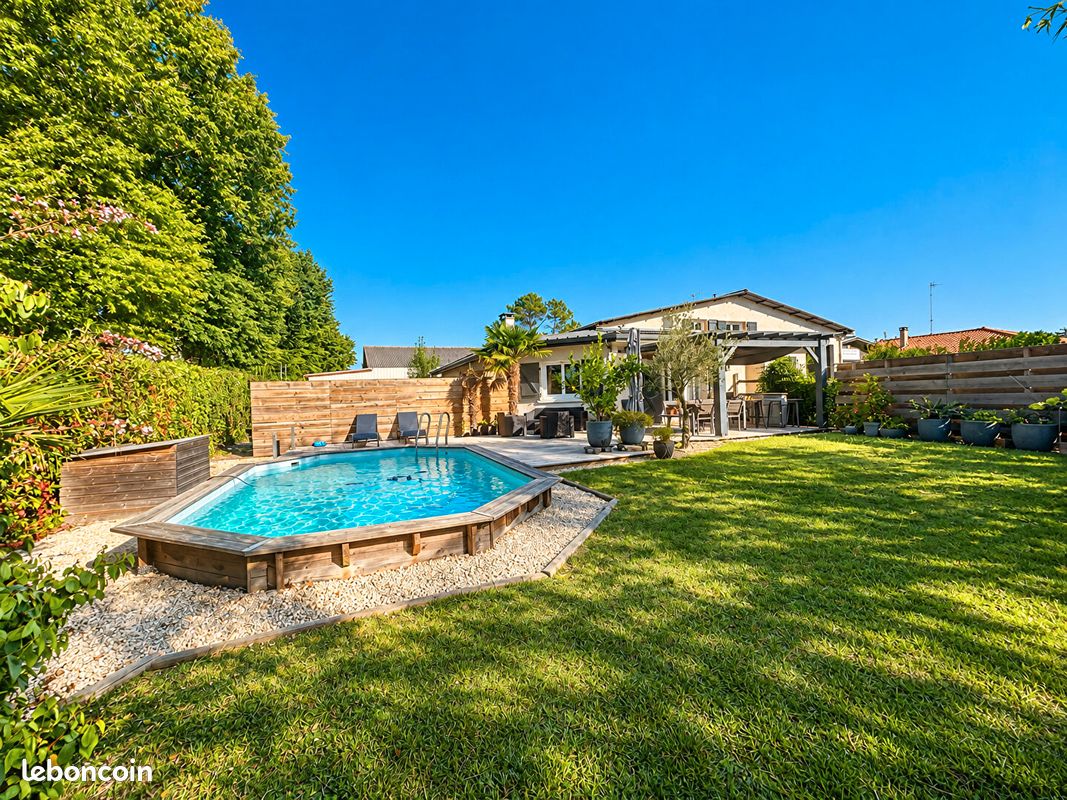 Maison 3 pièces 138 m² · à Tosse · 138 m² · 595 000 €