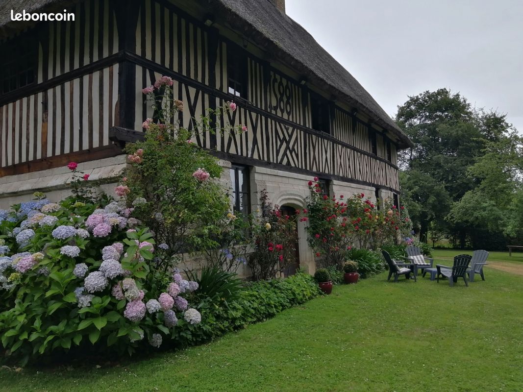 Maison 8 pièces 220 m² · à Manéglise · 220 m² · 580 000 €