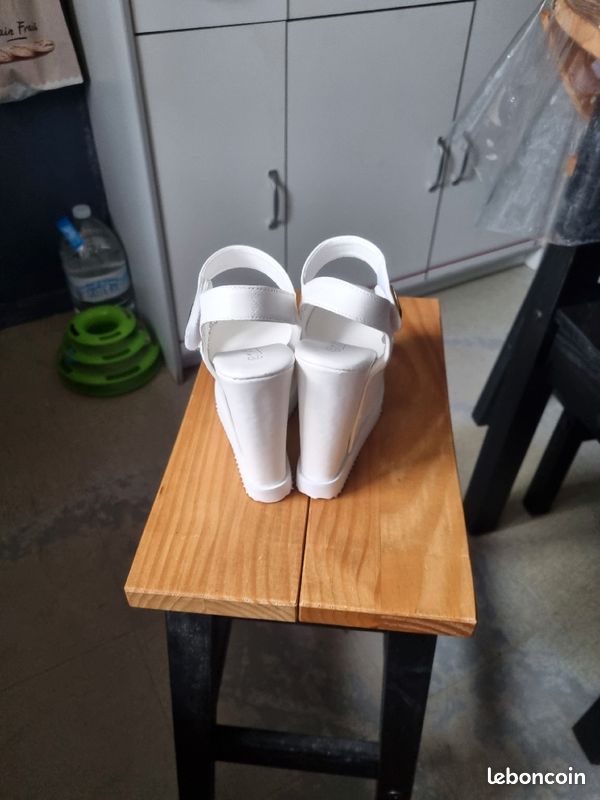 Vend talons haut (image 2)