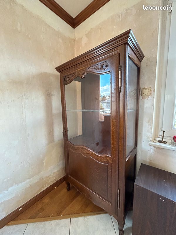 Vitrine (image 1)